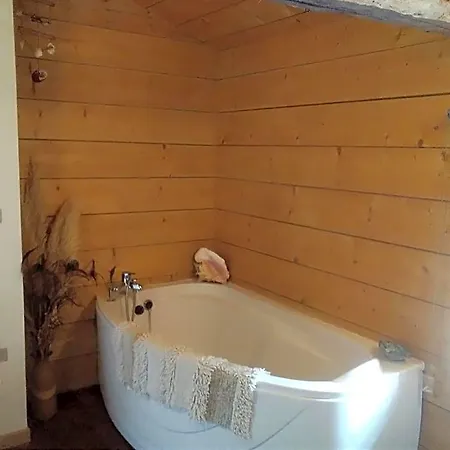 Les Tournesols Bed & Breakfast La Bernardiere